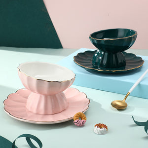 The cat bowl and the crockery - Gusto Illusions